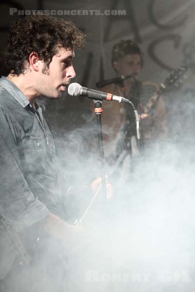 BLACK LIPS - 2012-07-23 - PARIS - Trabendo - Cole Alexander - Ian Brown